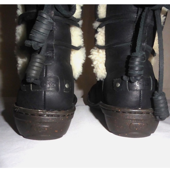 FINAL SALE 🎈UGG Akadia Black Leather Shearling Boots Size 6 NEW NO BOX * - Picture 6 of 16
